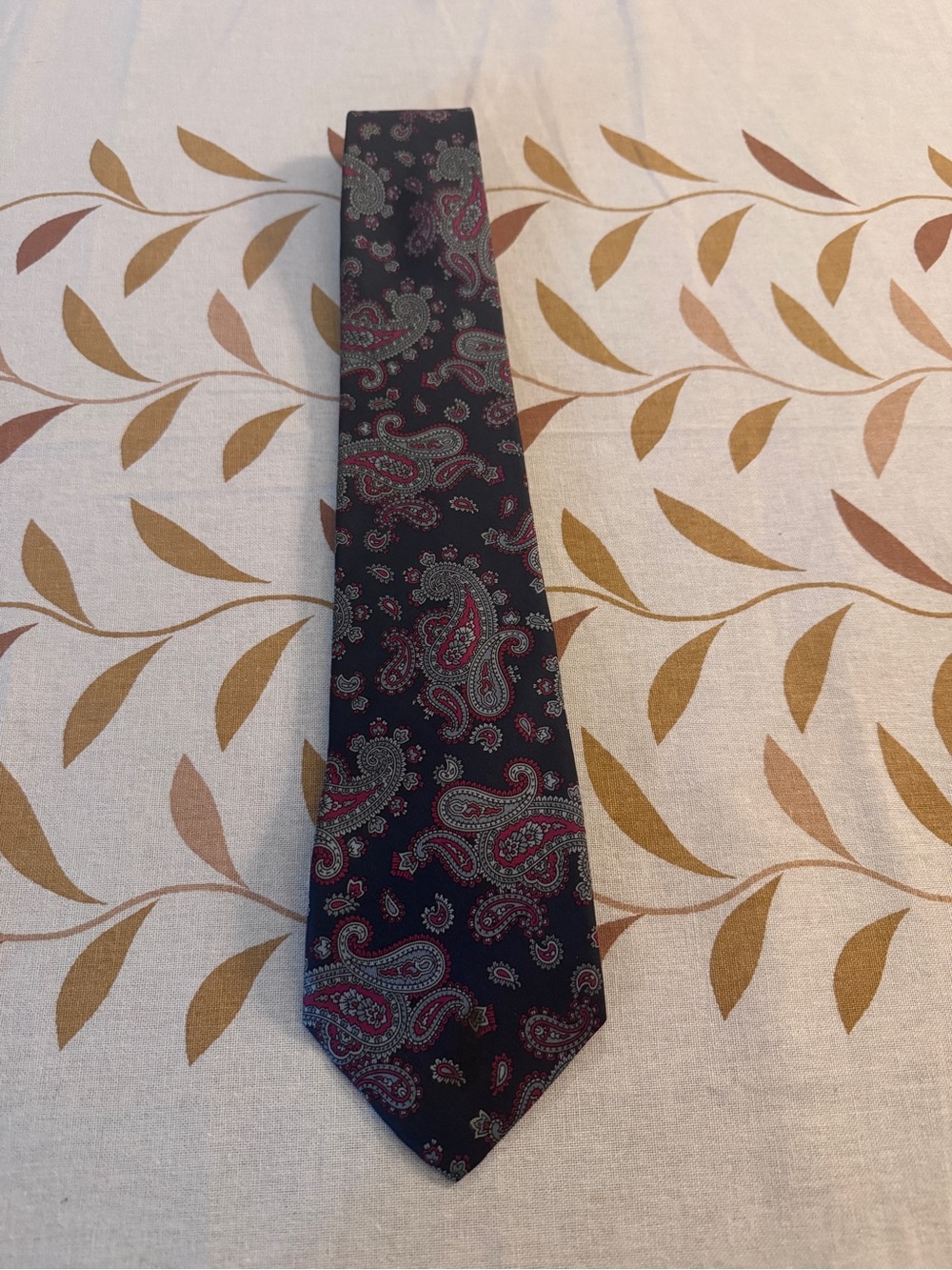 Men's Navy Paisley Tie with Burgundy Accents